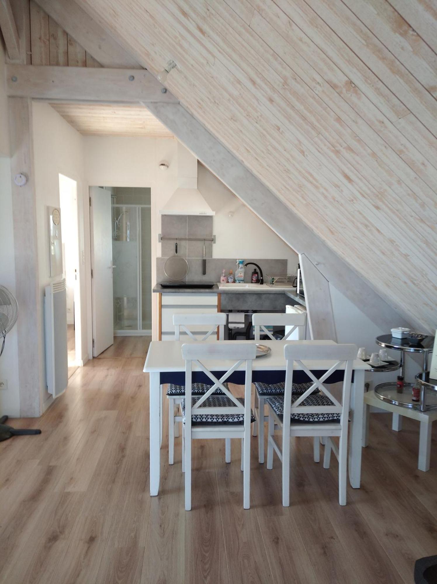 Ferienwohnung La Gilleterie Loireauxence Exterior foto