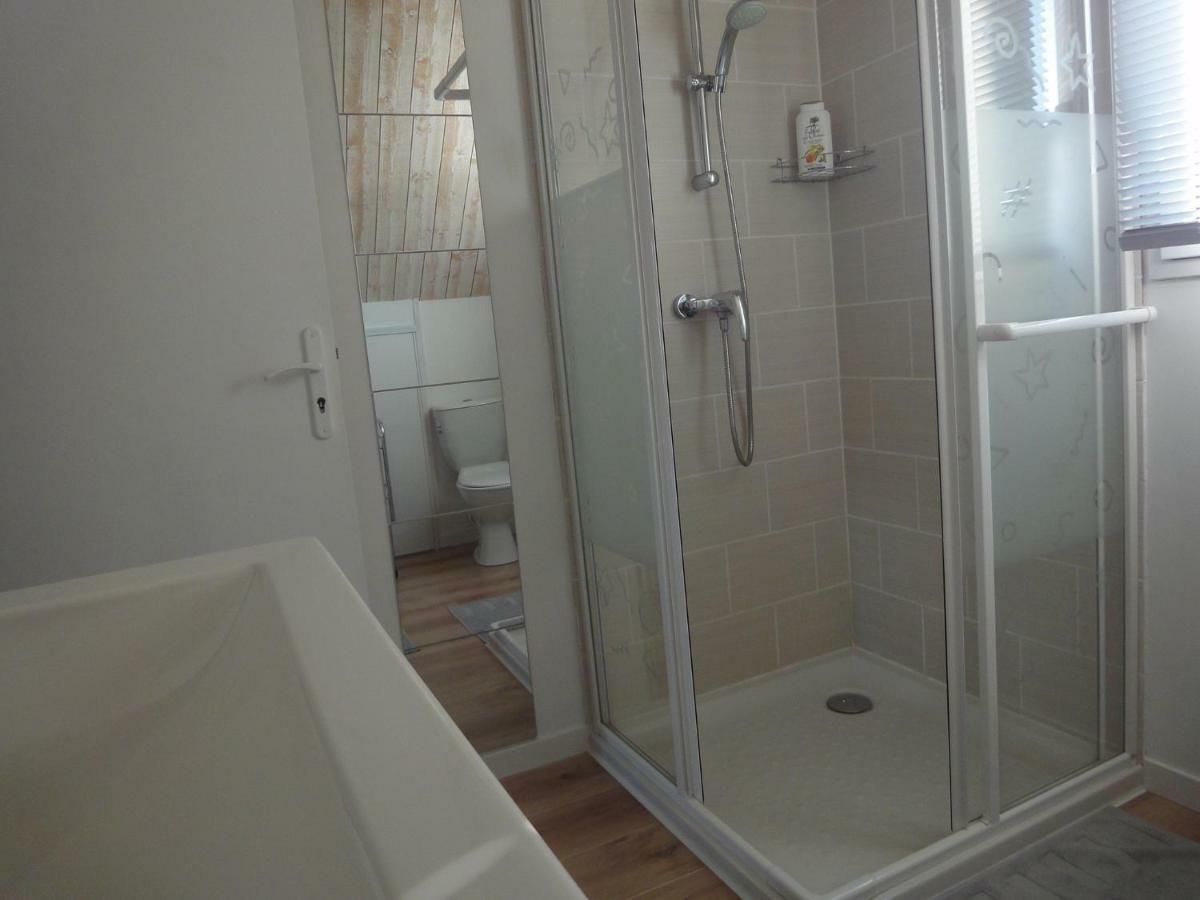 Ferienwohnung La Gilleterie Loireauxence Exterior foto